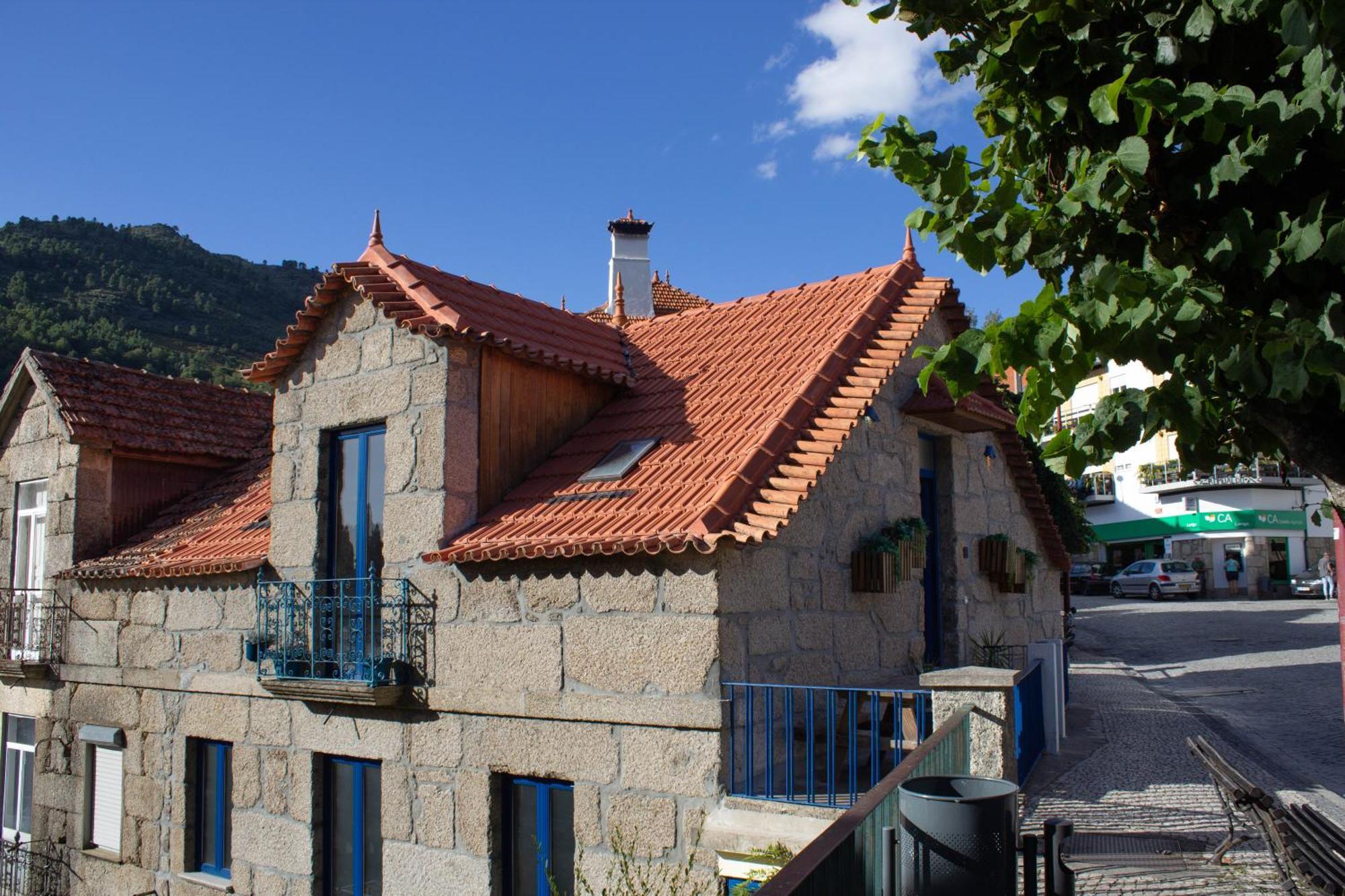 Casa Da Carreira De * Loriga