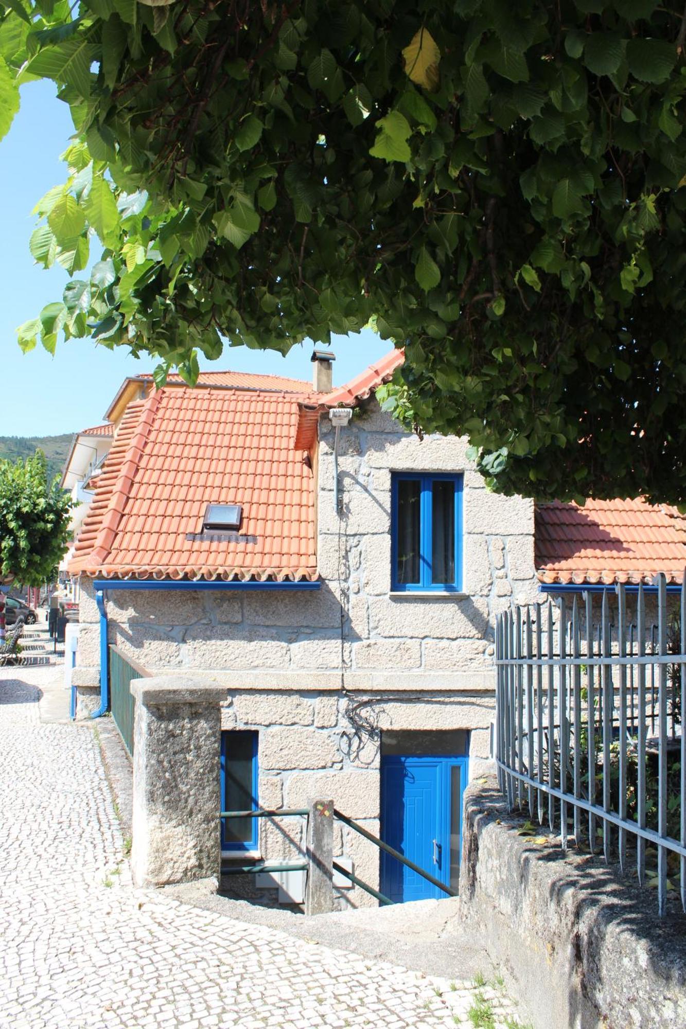 Casa Da Carreira De Apartment Loriga